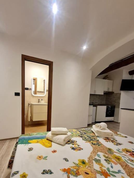 Le Prie Rooms Genoa Exterior photo